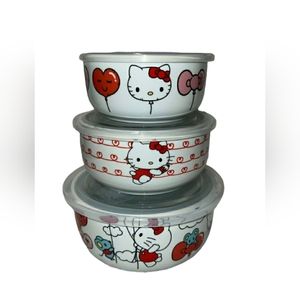 Hello Kitty valentine Tupperware